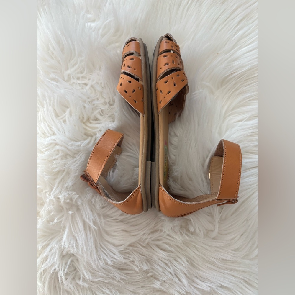 Rachel Shoes Tan Kids Sandals - Picture 6 of 9